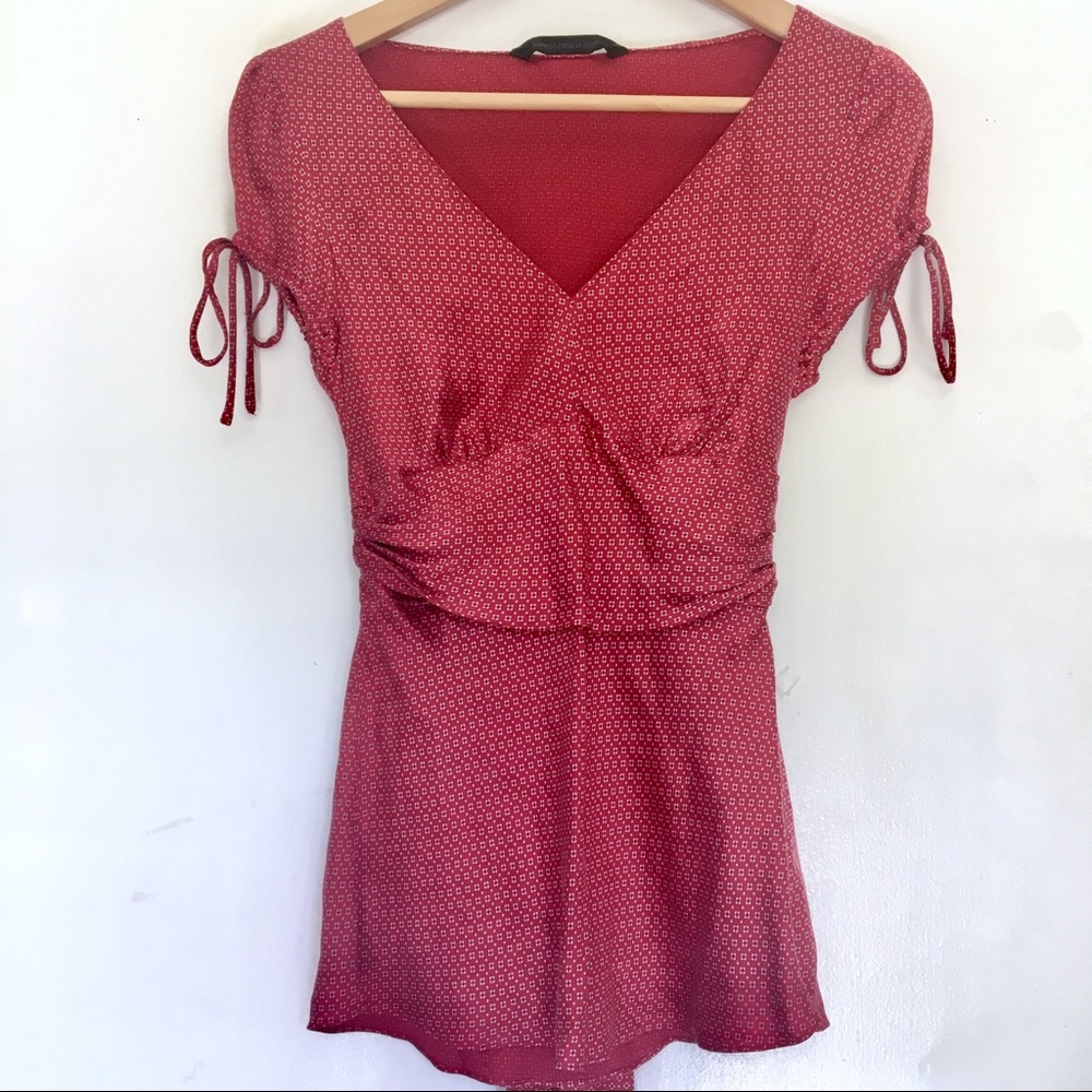 silk material • Express • tie waist v-neck